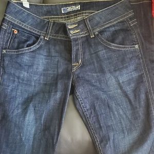 Nice Fitting Hudson Dark-washed jeans.  Size 29 (fits true to size).